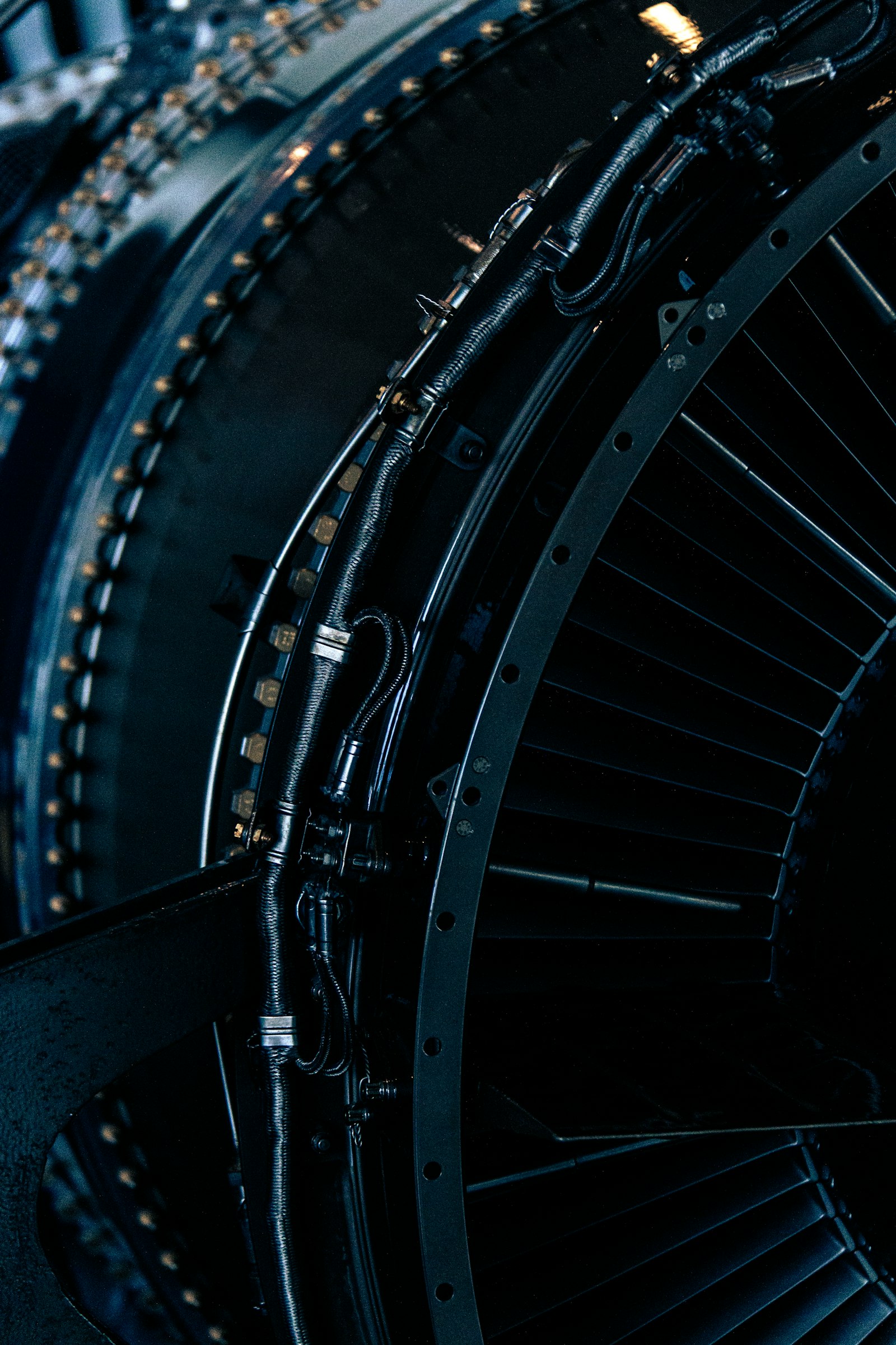 Looking into the blades of a jet engine